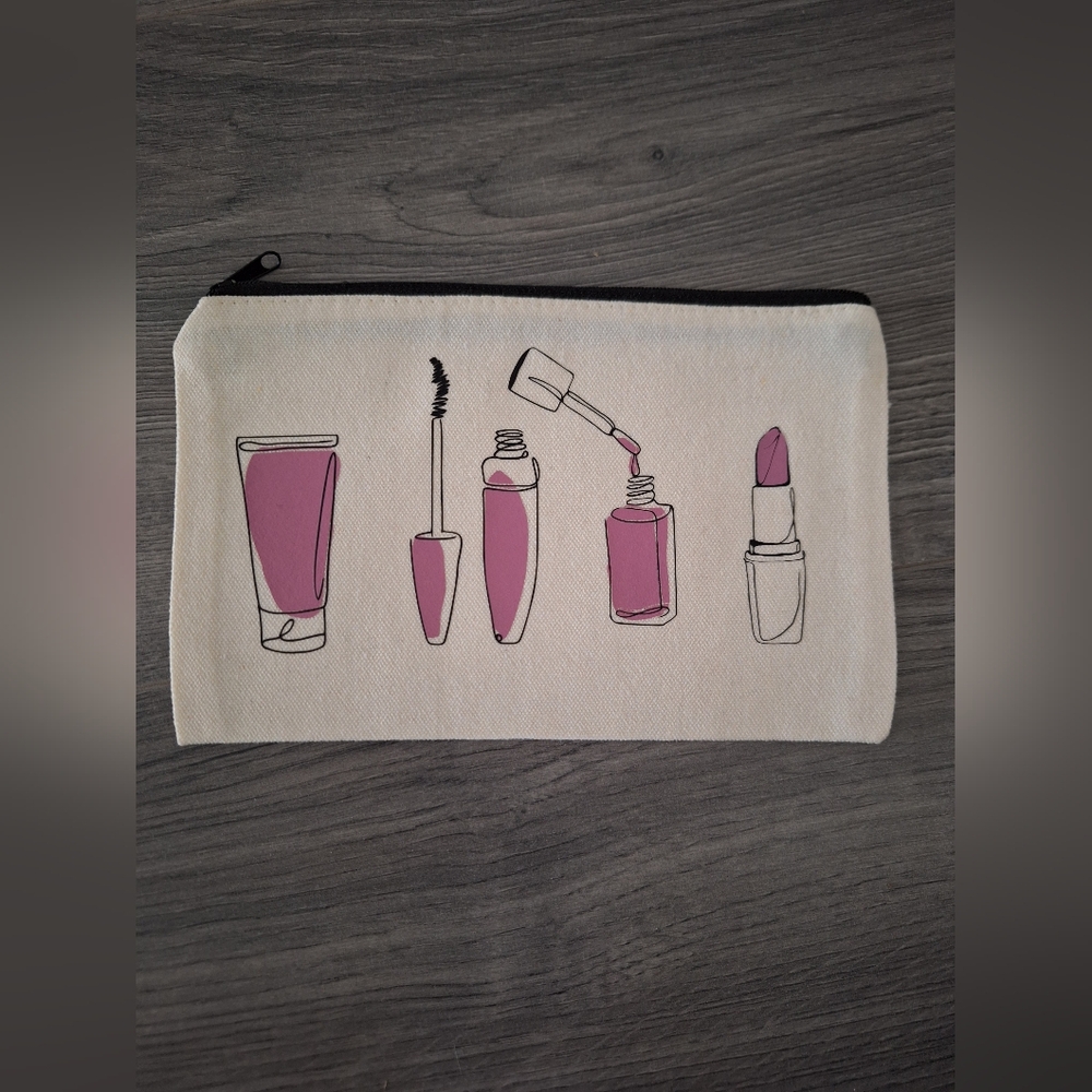 NEW!! Cream Makeup Pouch with Pink Illustrations